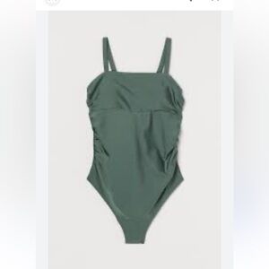 NWT H&M Women’s Maternity MAMA Ruffle Trimmed One Piece Swimsuit